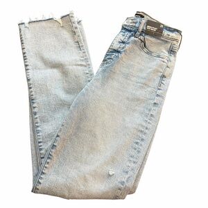 Express Ultra High Rise Straight Leg Jeans | Light Wash | Size 2R
